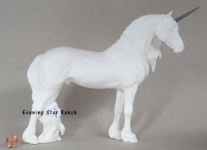 Unpainted Bouwyn by Leah Peretz