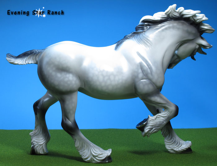 Breyer Traditional Shire Horse Party Time 711099