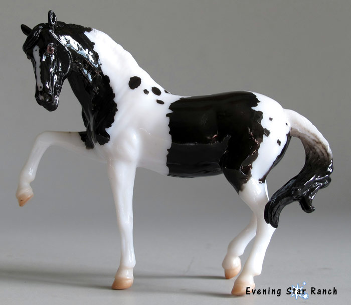 Breyer Stablemate Chrome - Hermoso 90178