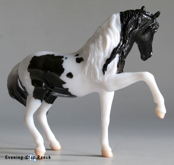 Breyer Stablemate Chrome - Hermoso 90178