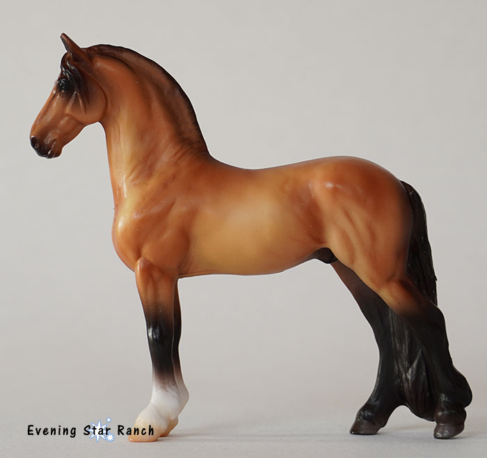 Breyer Stablemate Standing Friesian - 6924