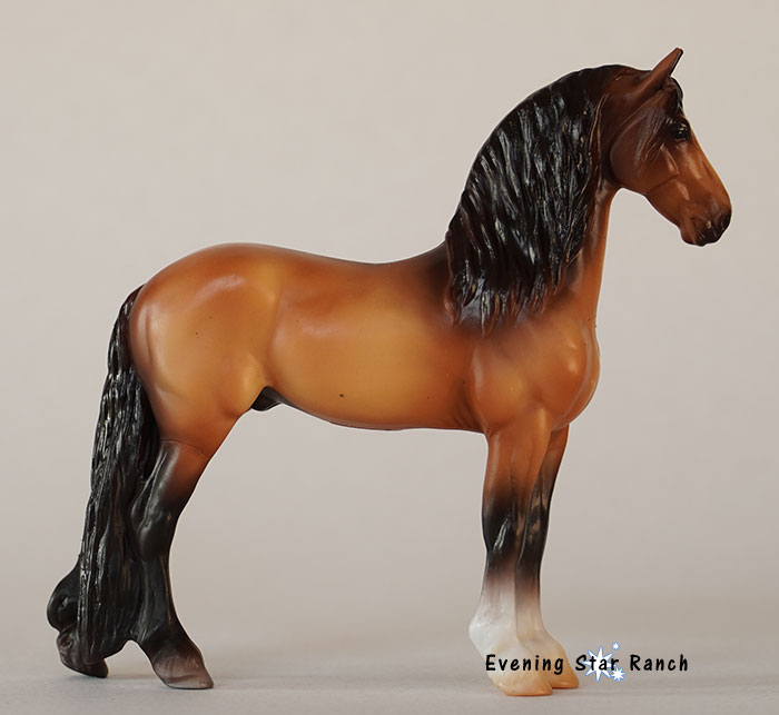Breyer Stablemate Standing Friesian - 6924