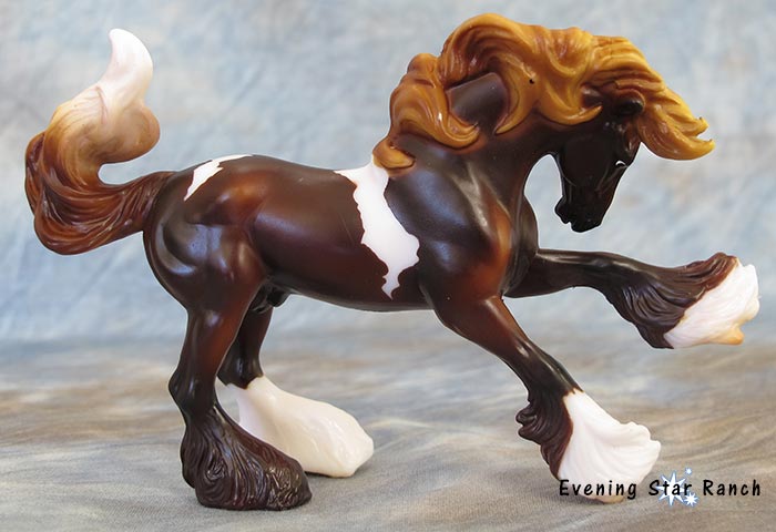 Breyer Stablemate Gypsy Vanner 711340 Toe-Tapper