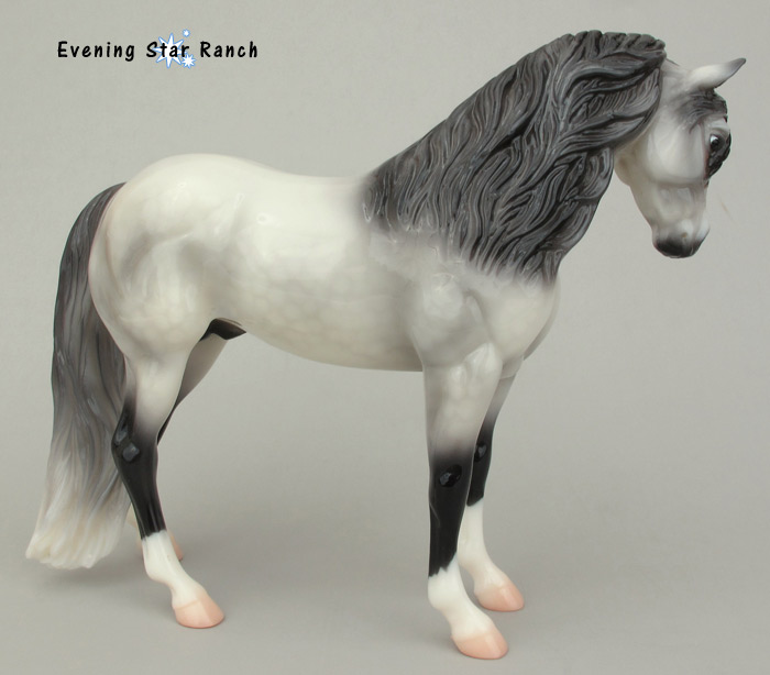 Breyer Traditional Bouncer - Icicle 1702