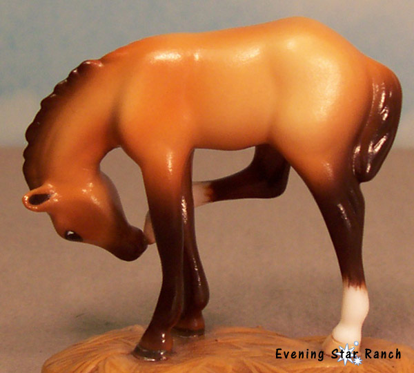 Breyer Stablemate Scratching Foal - 8140