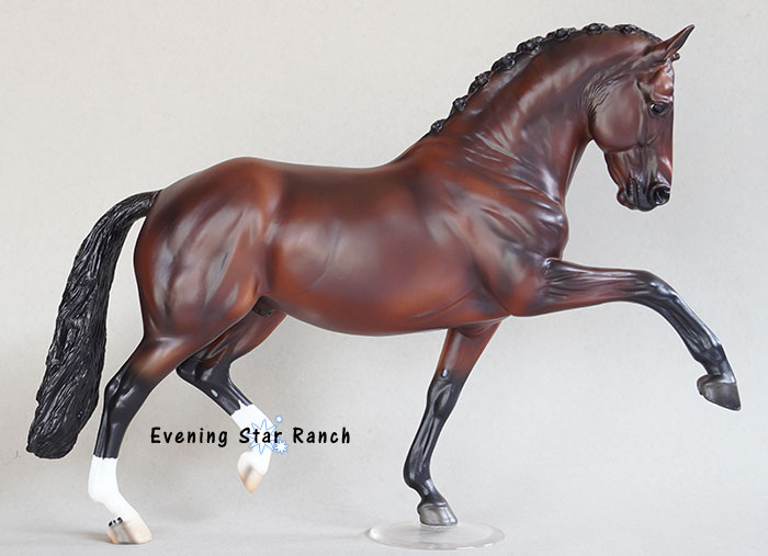 Breyer Traditional Totilas - B-TR-10120 Salvino