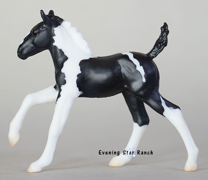 Breyer Stablemate Playful Foal - B-SM-10060