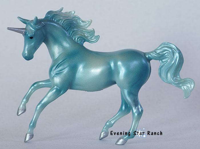 Breyer Stablemate Magnolia - 6217