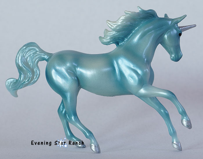 Breyer Stablemate Magnolia - 6217