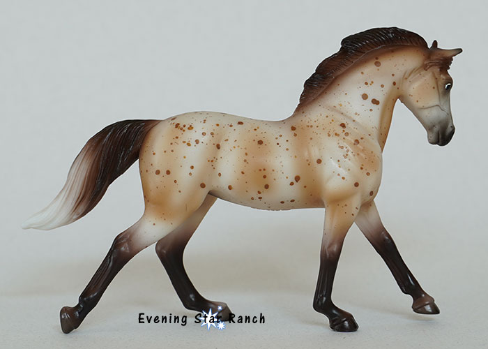 Breyer Stablemate Cantering Warmblood - 711522 Maifeld
