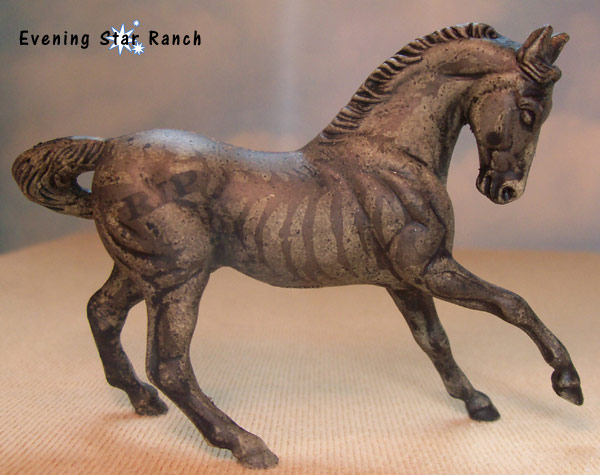 Breyer Stablemate Warmblood - Mini Cryptic 710016