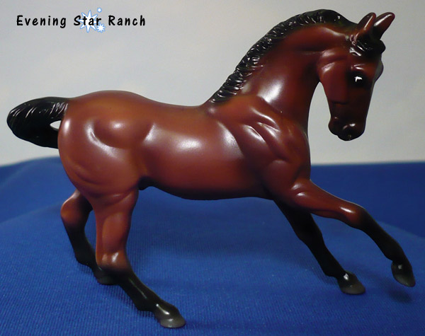 Breyer Stablemate Warmblood - Mini Molokai 711080