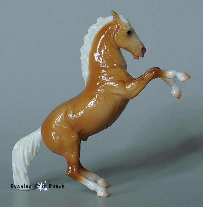 Breyer Stablemate Fighting Stallion - Prince 712369