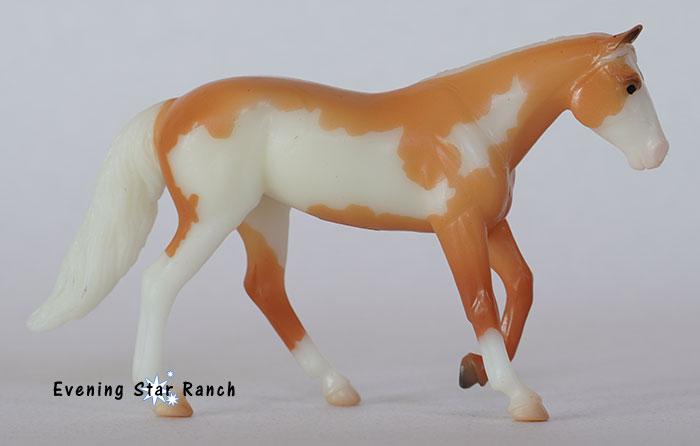 Breyer Stablemate Loping Quarter Horse Dungaree - 5396