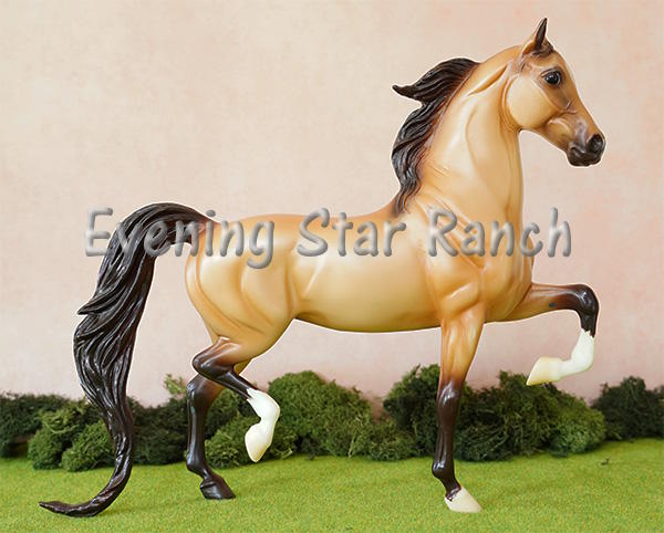 Breyer Traditional National Show Horse - Madison Avenue 1179